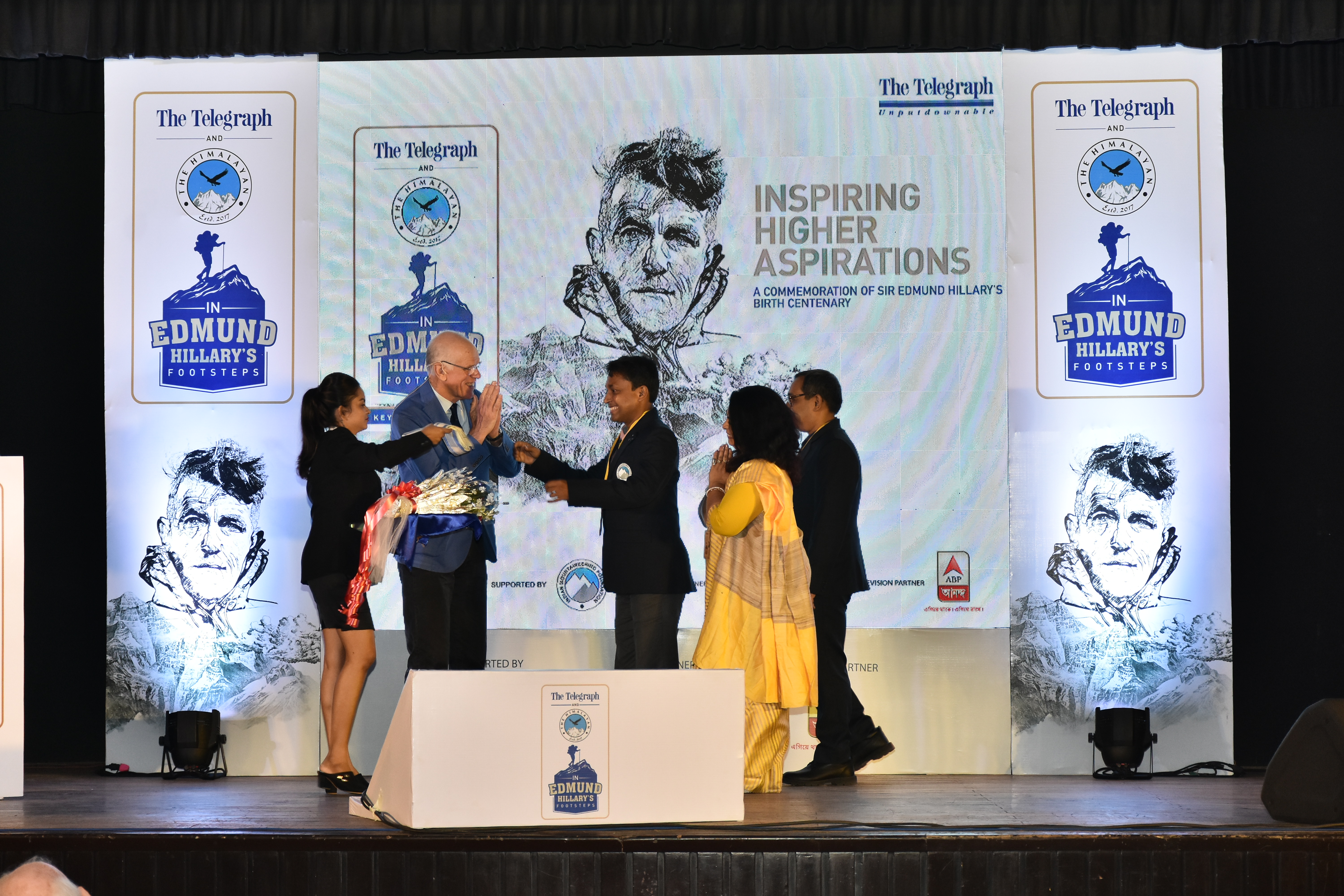 Peter Hillary felicitated by The Himalayan's Everesters Debraj Dutta, Mohua Roy and Dr Kumar Gupta